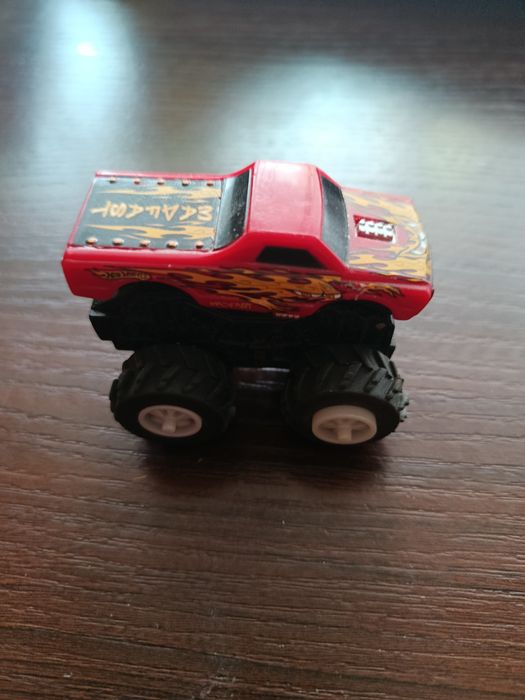 Monster Truck Czerwony