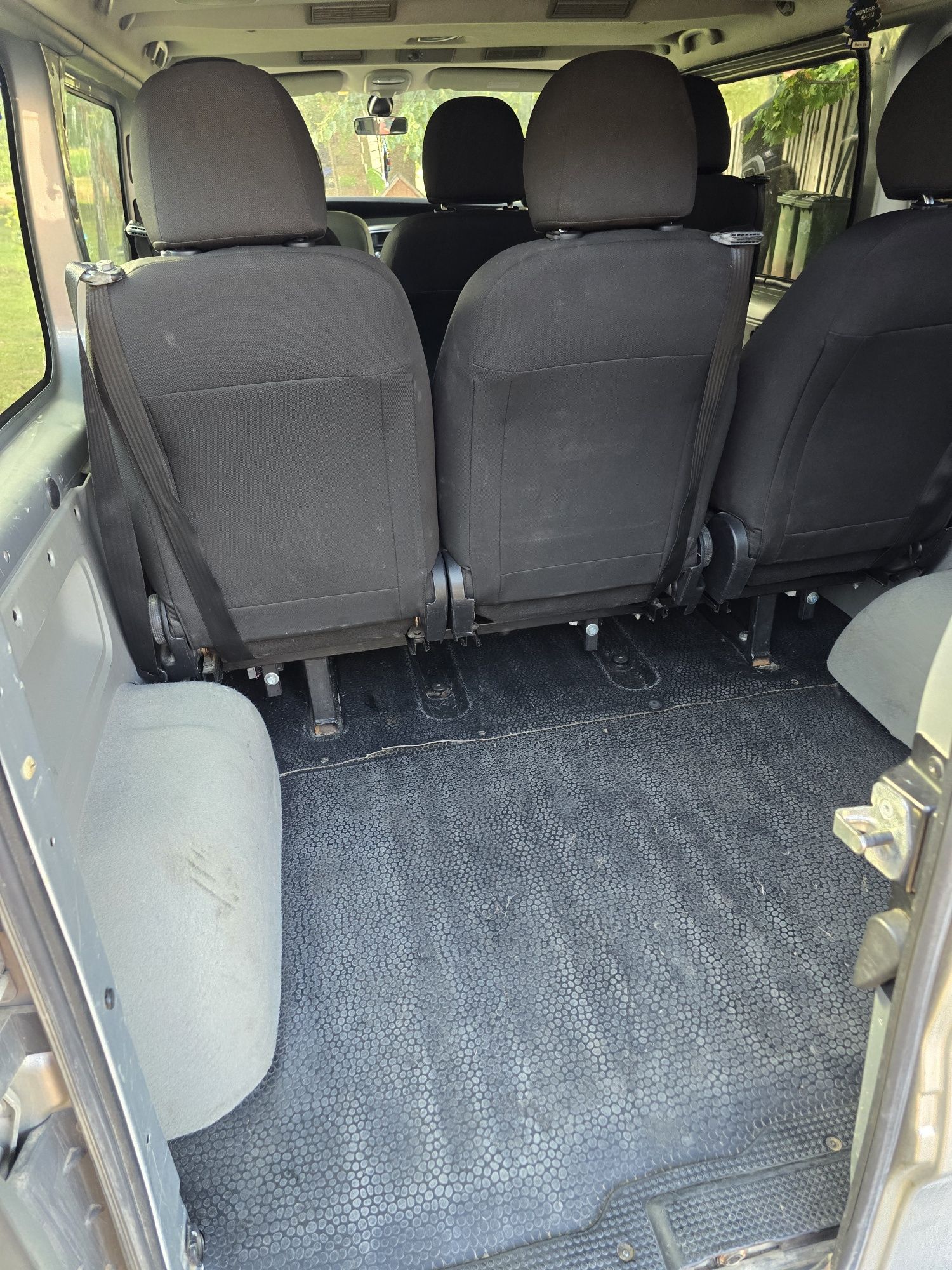 Renault trafic pssenger 2.0
