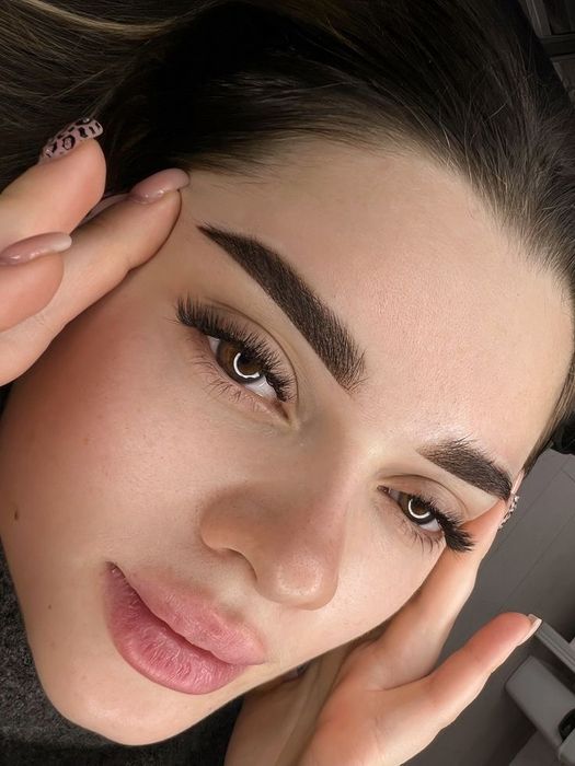 Брівки Хуст(корекція,покраска,ламінування)