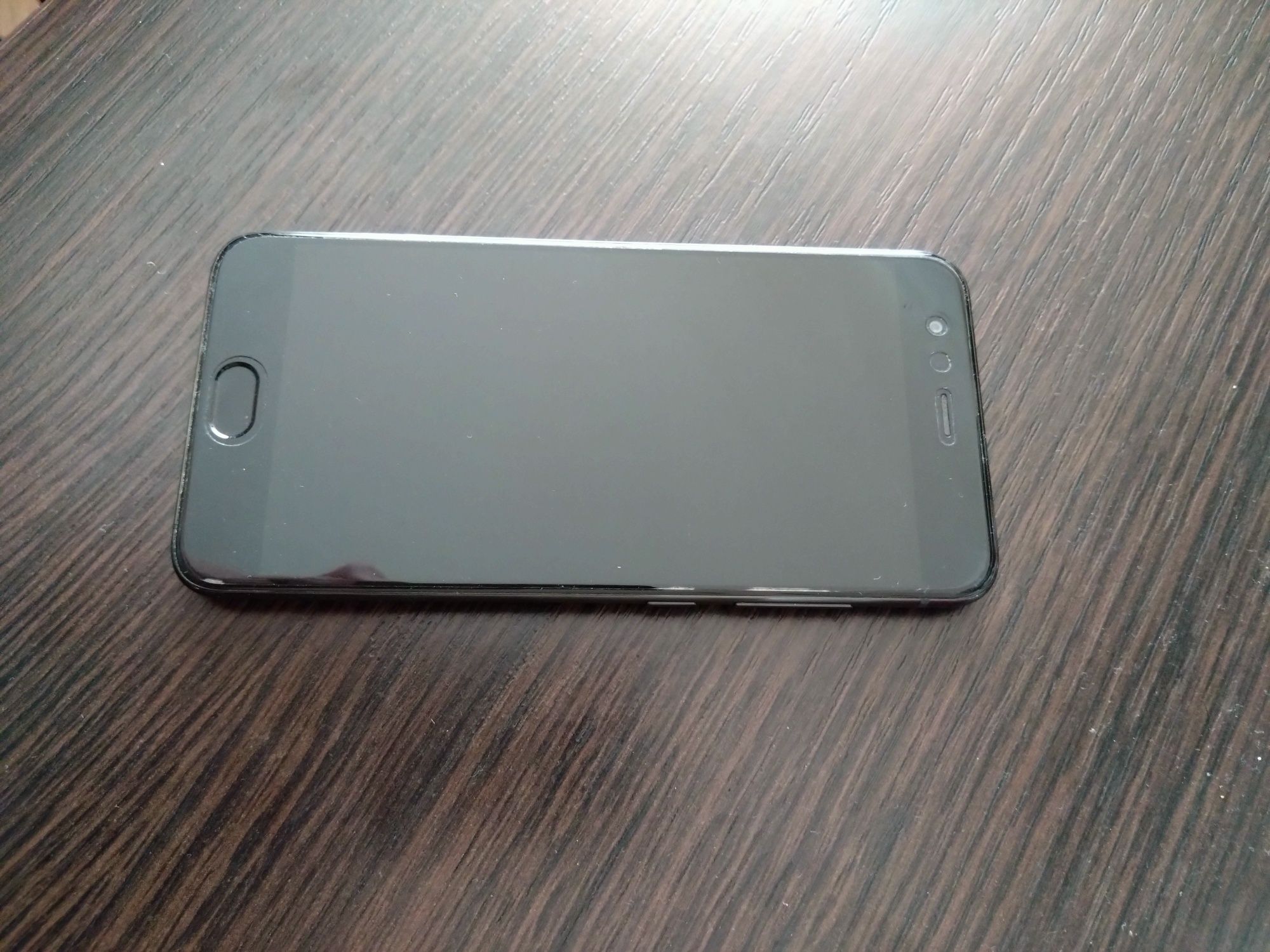 Xiaomi Mi6 6/64 3800гр.