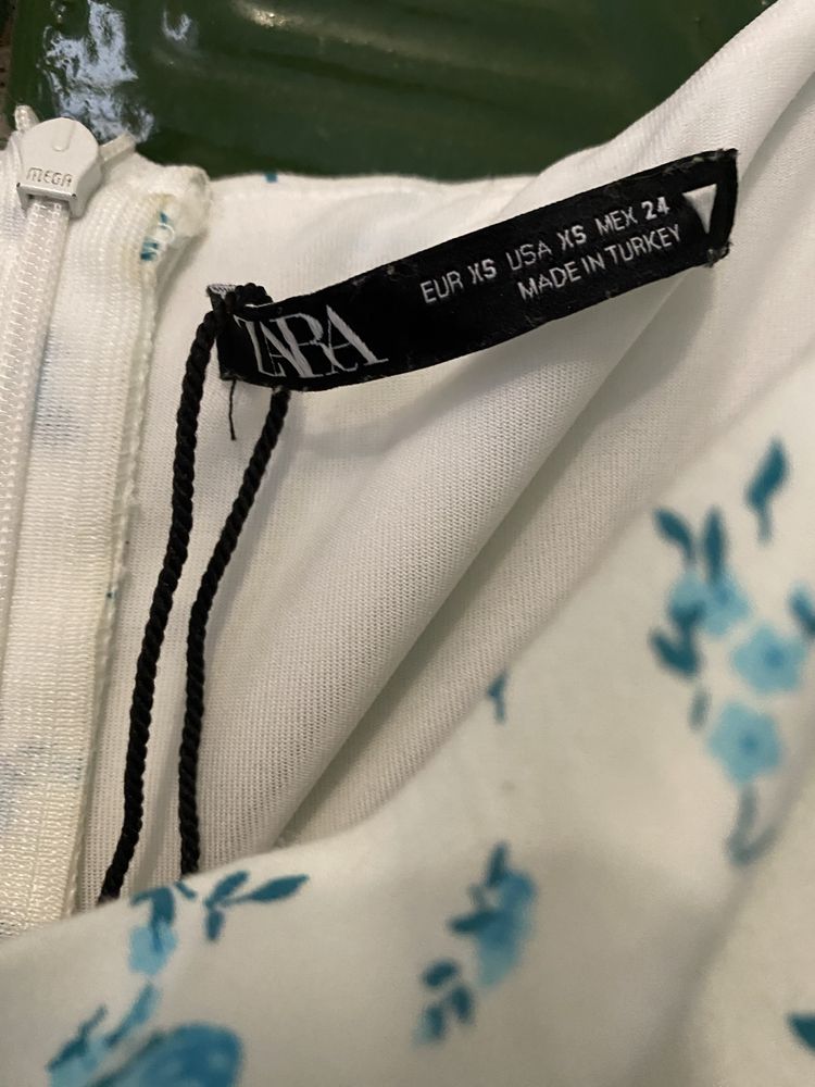 Платье ZARA 44 С  новое нереально красивое