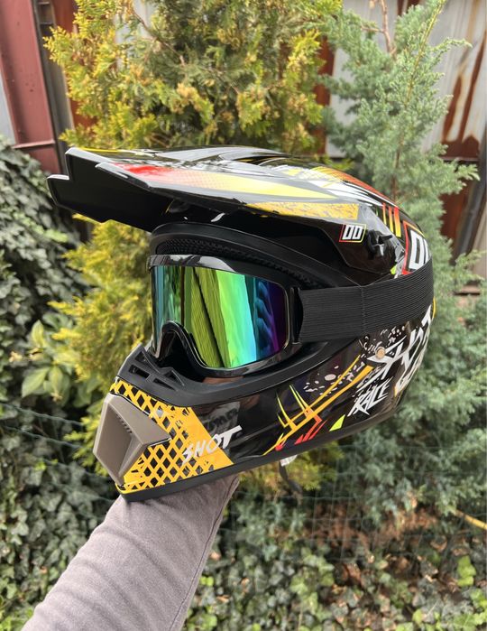 Мотошолом Ендуро , Шлем, кросовий шолом