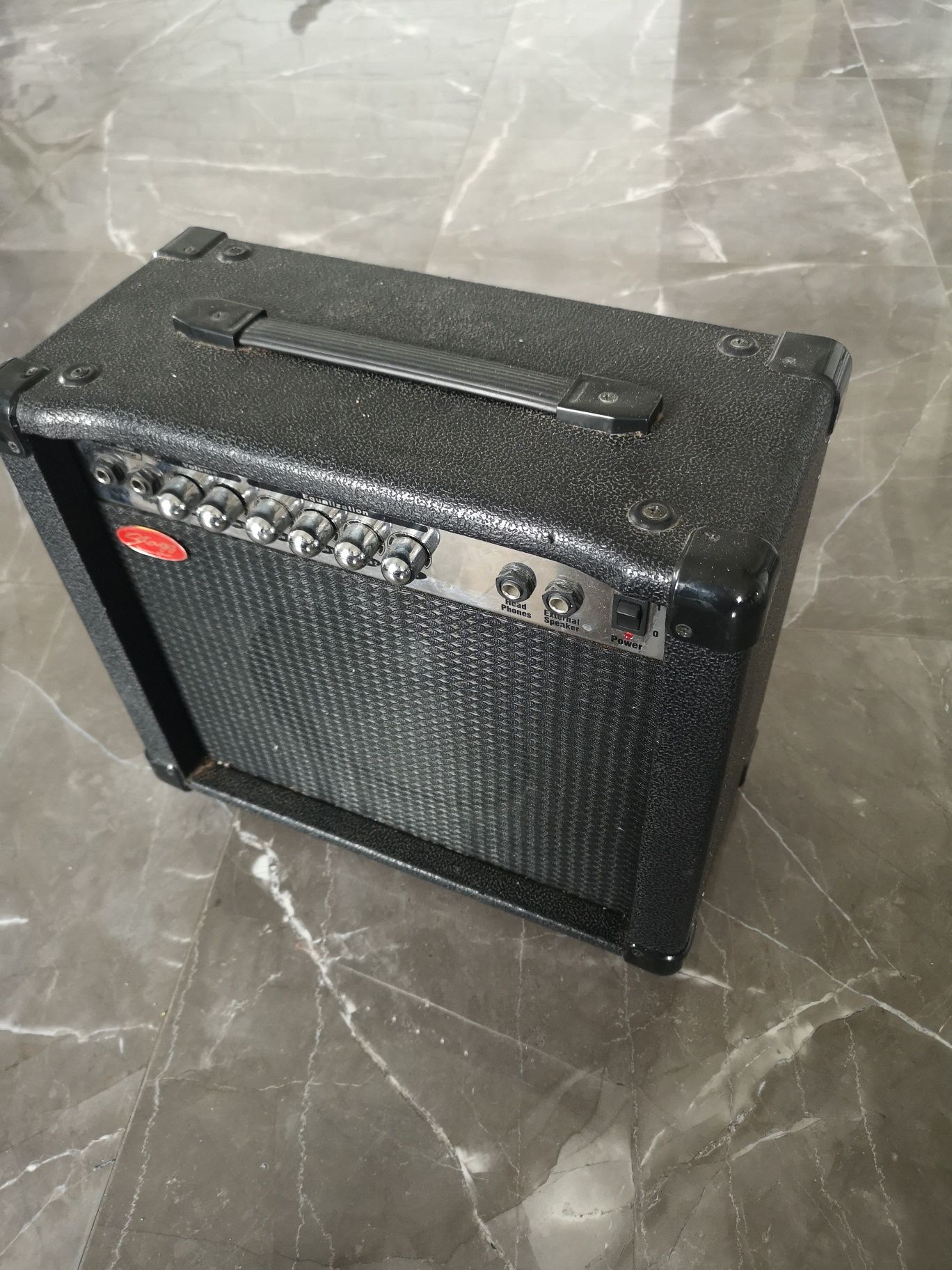 Wzmacniacz basowy Stagg 40W