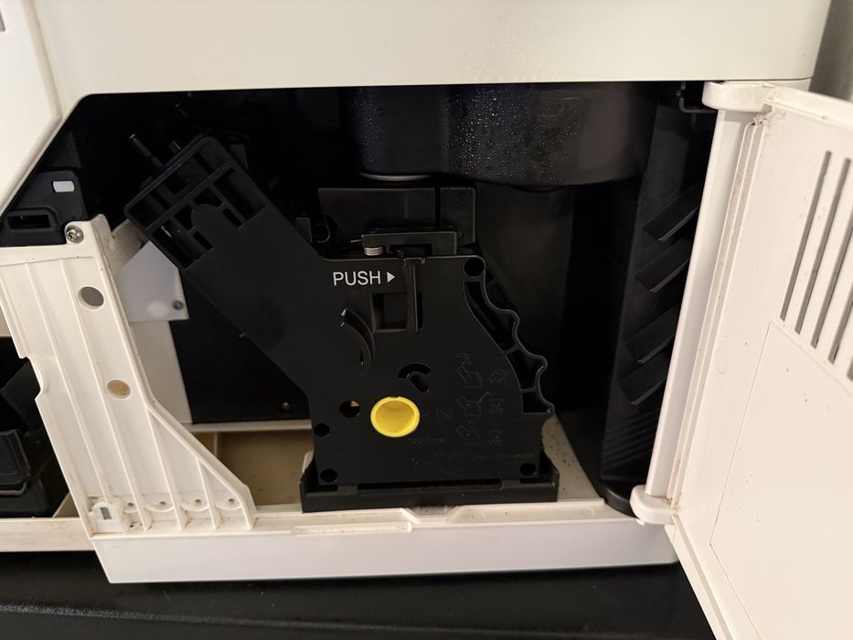 Ekspres Philips EP5331 LatteGO Biały