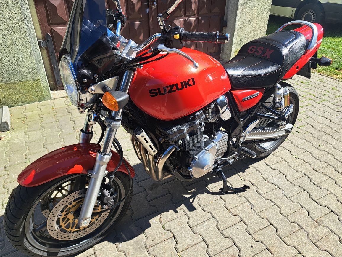 Suzuki GSX750 Inazuma zamiana