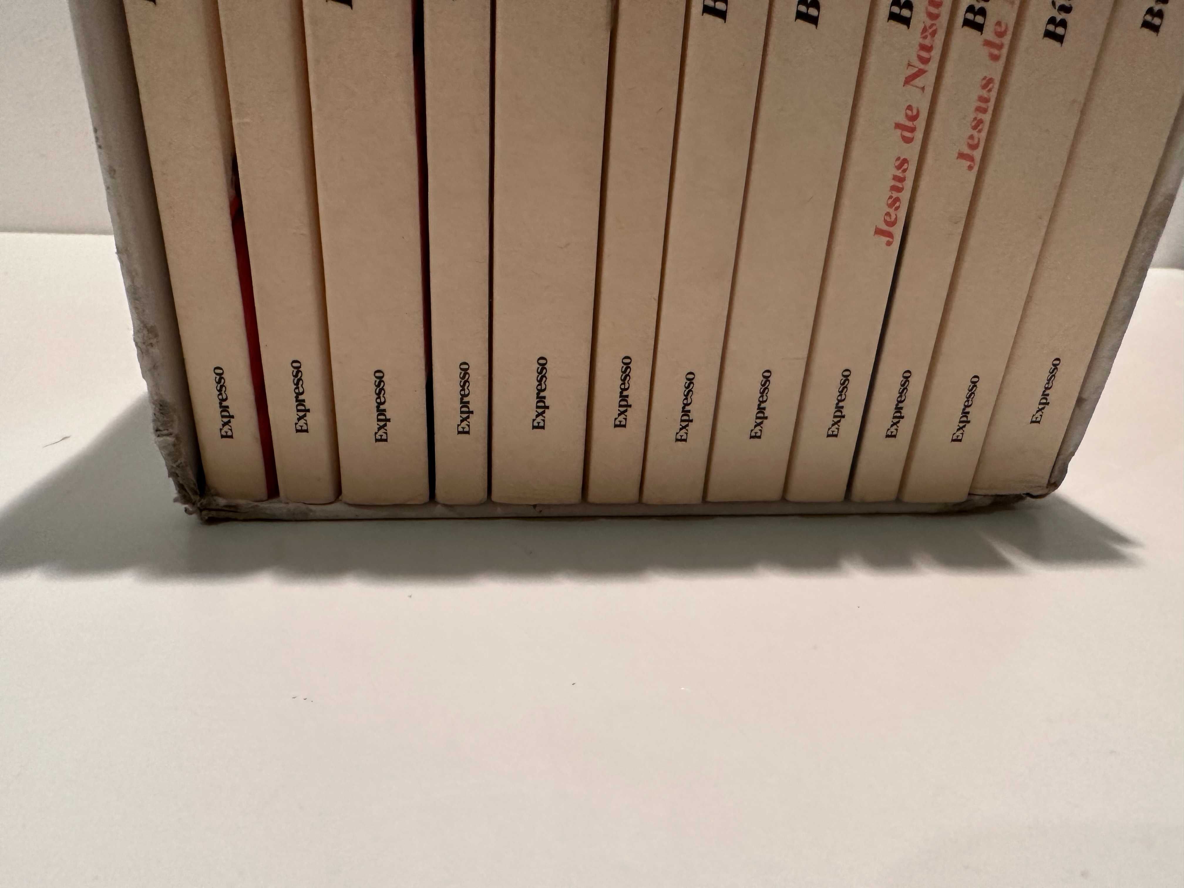Bíblia -  O Livro dos Livros - 12 volumes - edição Expresso
