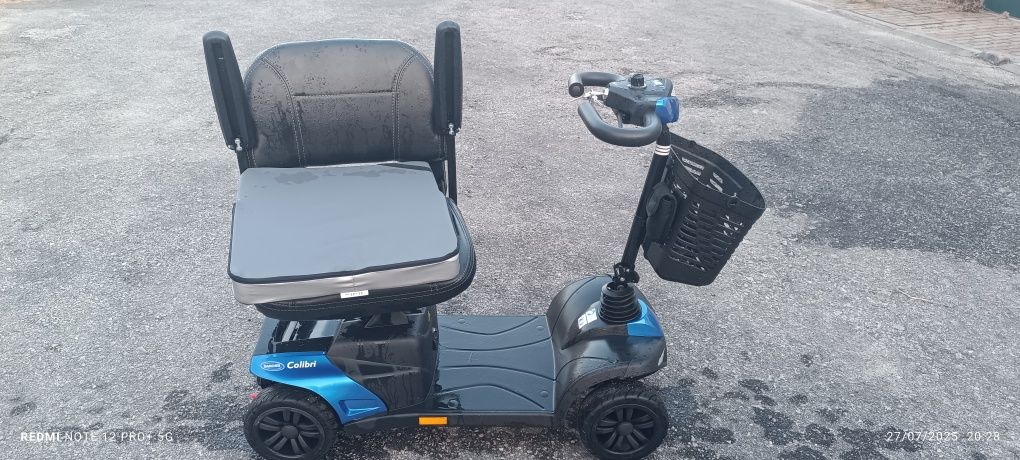 Scooter de mobilidade reducida