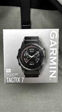 Garmin Tactix 7 pro sapphire solar titanium