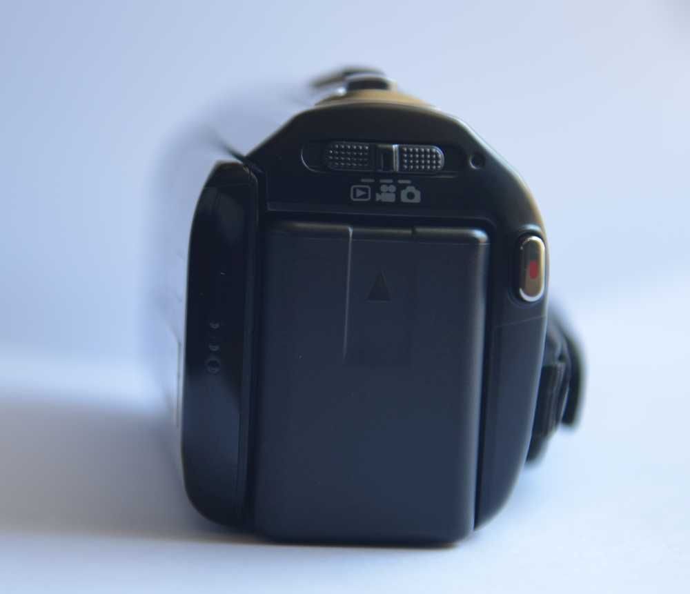Kamera Panasonic HC-V500 FULL HD Zasilacz