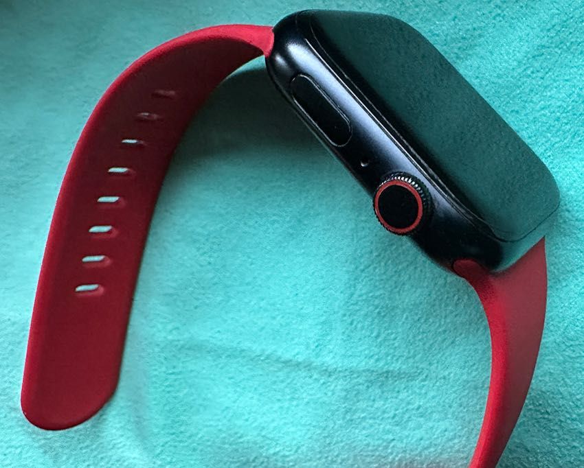 Apple Watch Series 8 (GPS + Cellular) 45 + bonusy