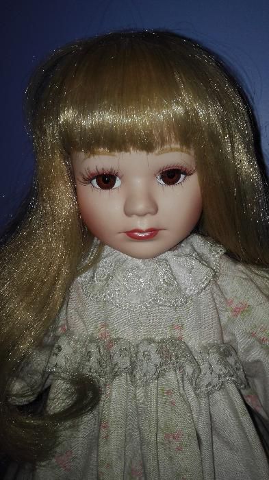 Boneca de porcelana (colecção)