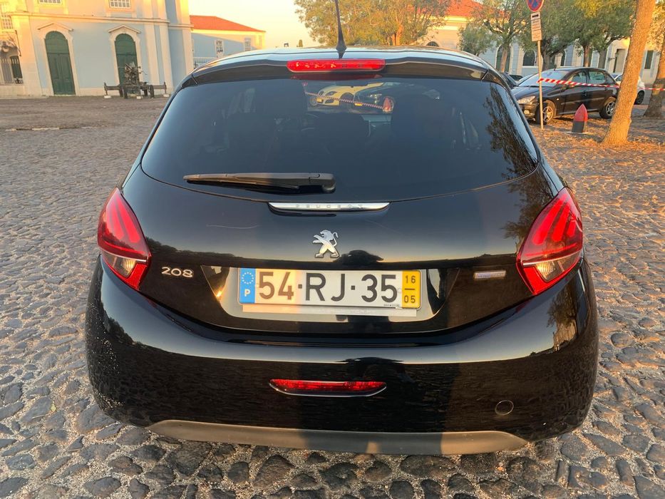 Peugeot 208 puretech 1.2