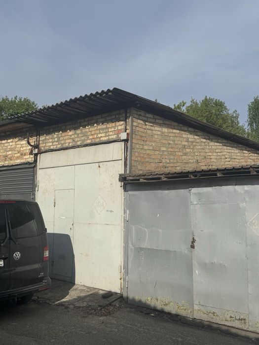 ТЕРМІНОВО!!! Продам ВЕЛИКИЙ гараж на Виноградарі