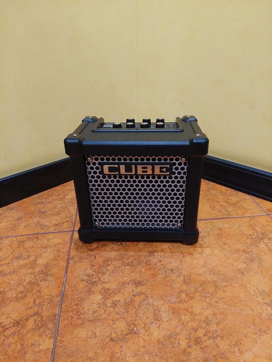 Гітарний комбопідсилювач Roland Micro Cube