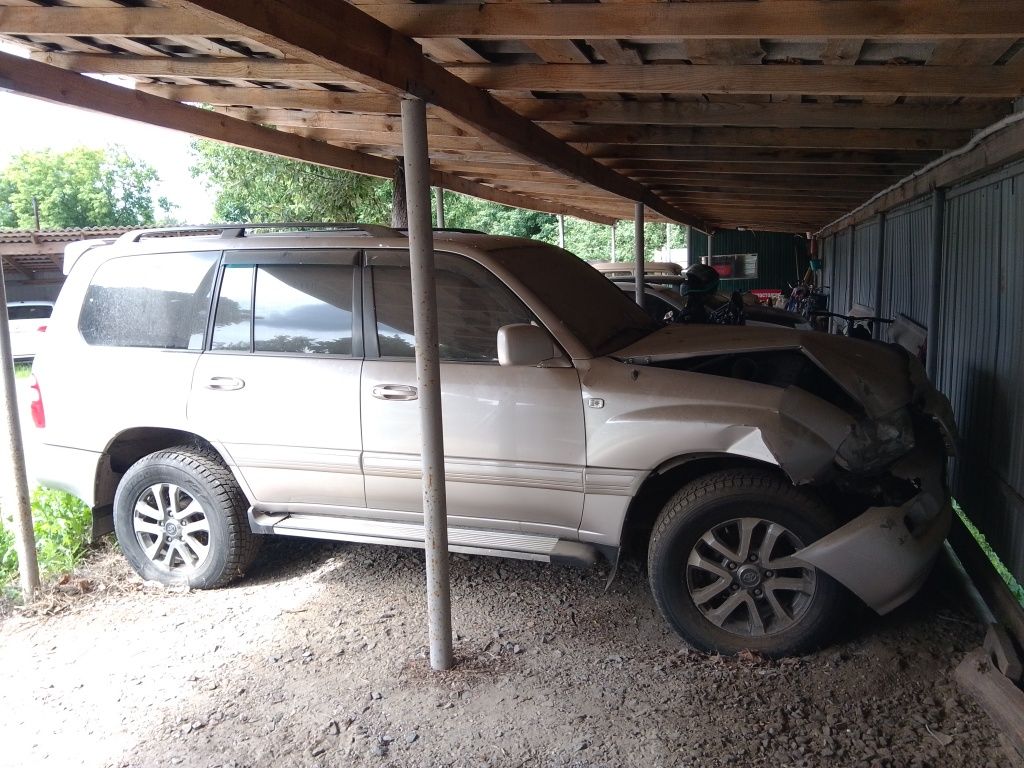 Toyota Land gruIser 100