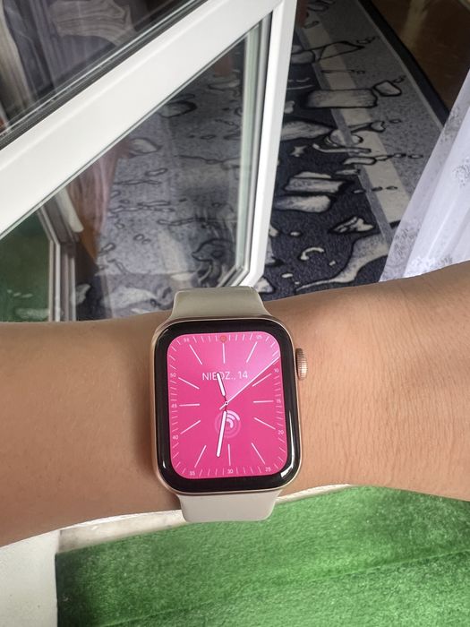 Zegarek apple watch SE