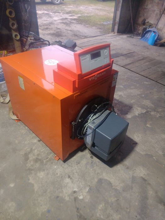 Продам котел на дизельному паливі Вісмані ще є Будерус