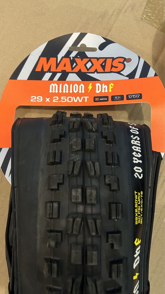 !!UNIKAT!! Opona Maxxis Minion Dhf 29x2.5WT 3C MaxxTerra 20-lecie