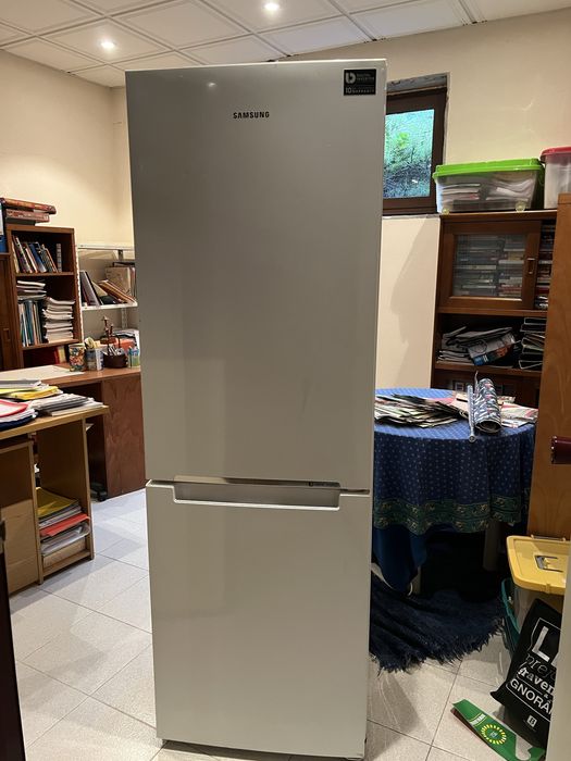 Combinado samsung ( congelador nao funciona)