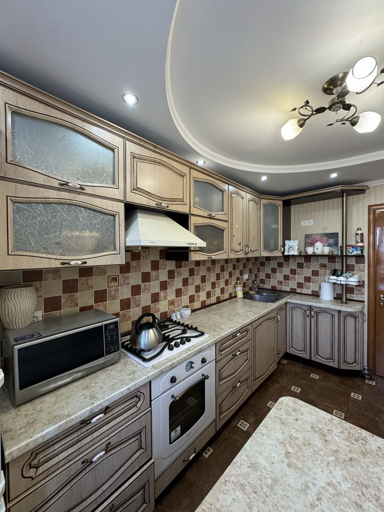 Продам 3х кімнтану на Словянці