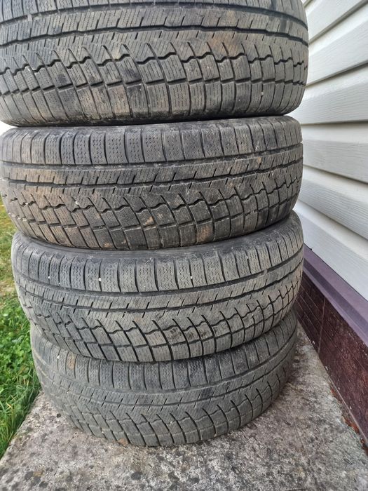 Автошини колеса 225 60  r17