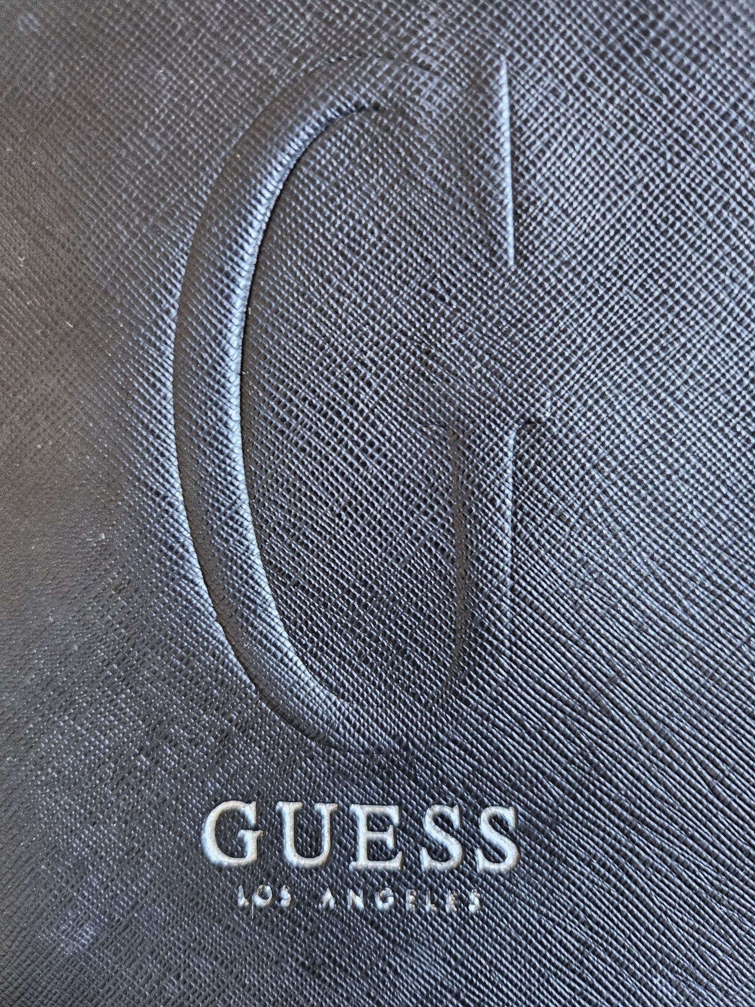 Kosmetyczka guess czarna