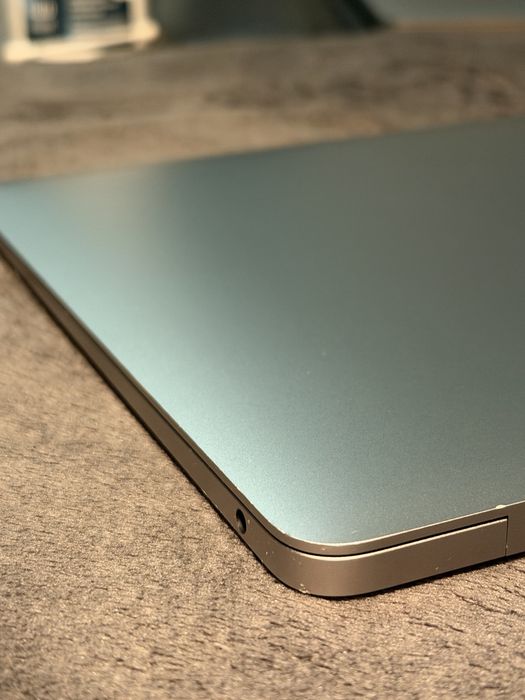 Макбук Air 13,3" 2020 (Intel Core i3, 8gb, 256gb SSD)