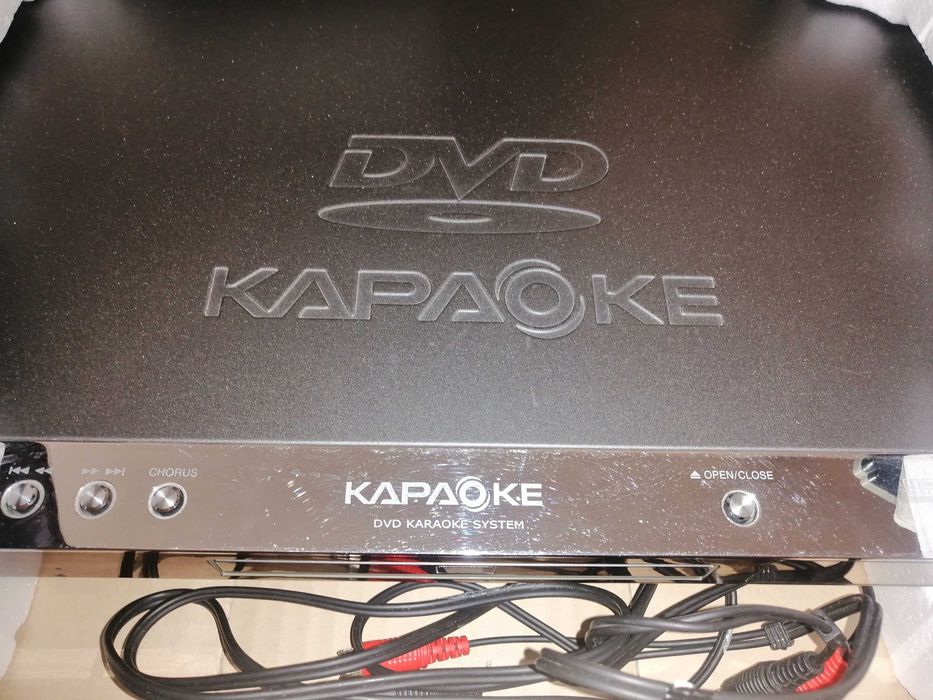 Продам LG dvd - плеєр з мікрофоном.