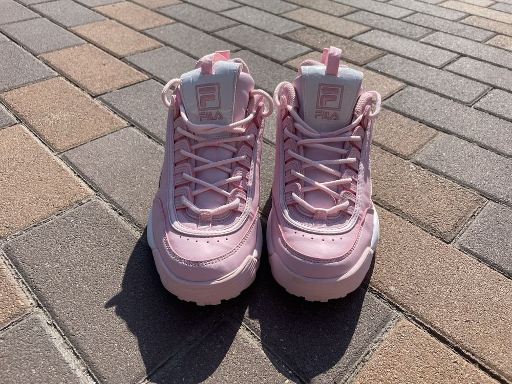 Жіночі кросівки fila disruptor