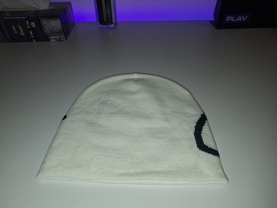 Czapka corteiz zimowa