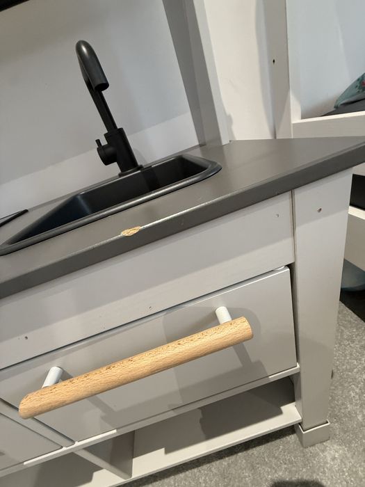 Kuchnia dzicięca do zabawy wraz z wyposażeniem