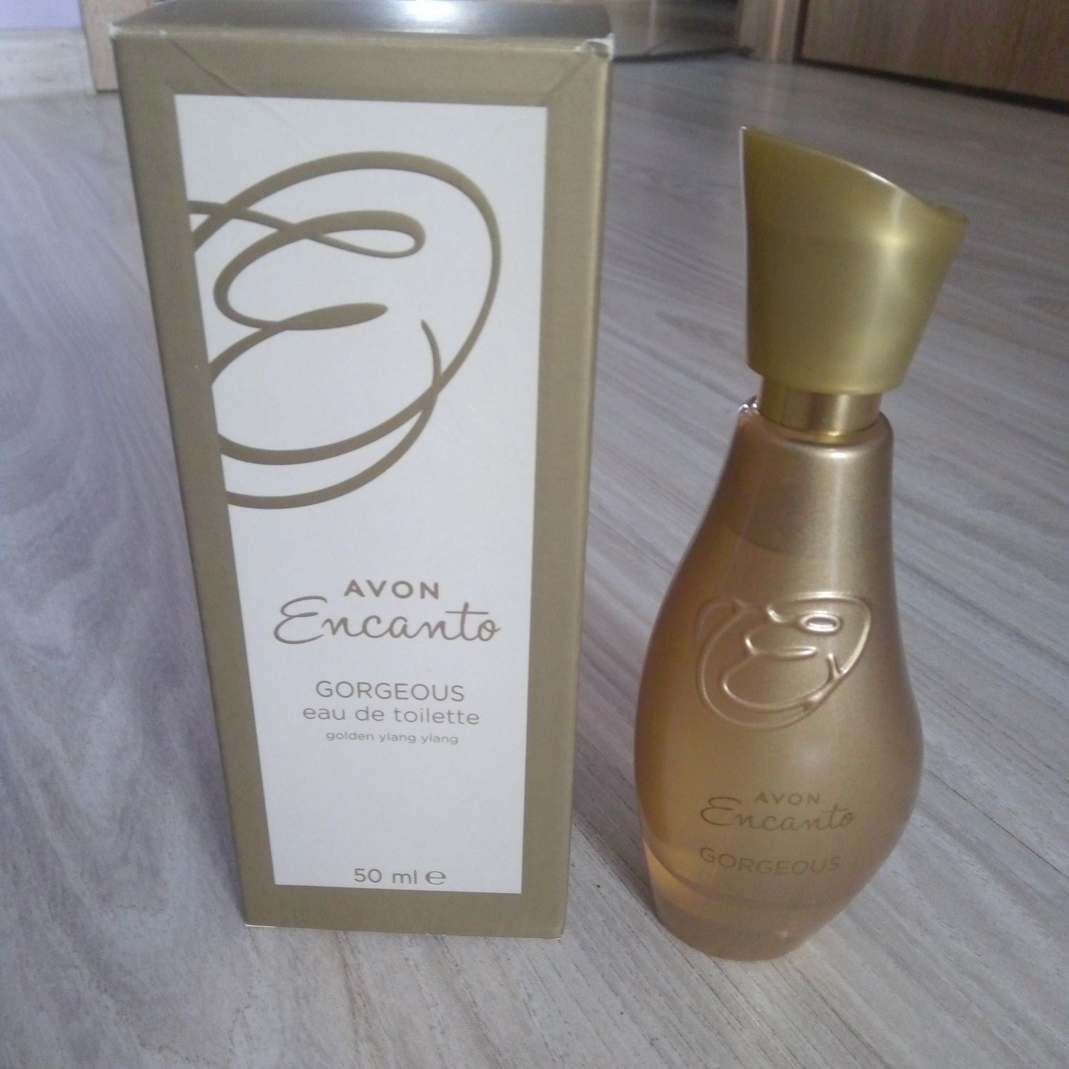 Perfumy damskie marki Avon