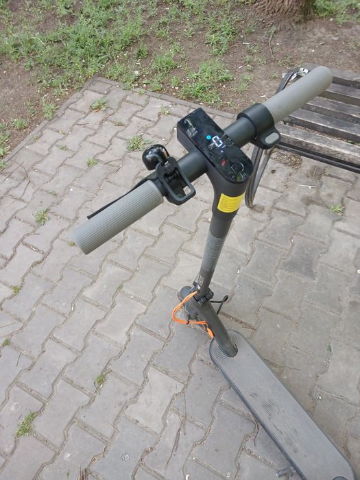 Продам Електросамокат Xiaomi