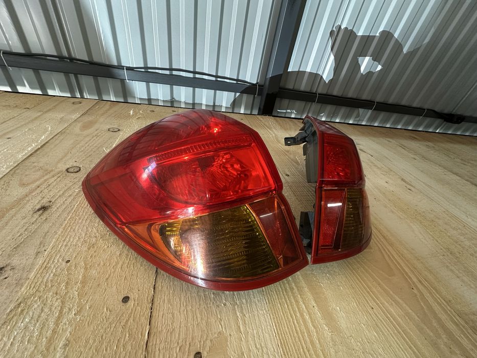 Фонарь задній стоп subaru Outback субару