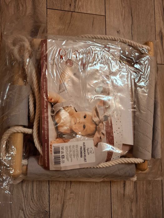 Huśtawka dziecięca do pokoju i ogrodu