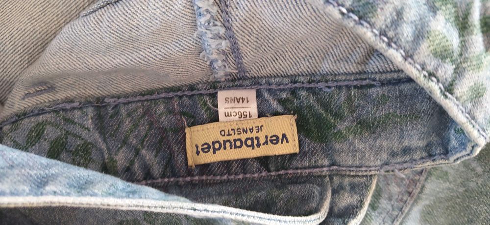 Jardineiras - calção - 14 anos