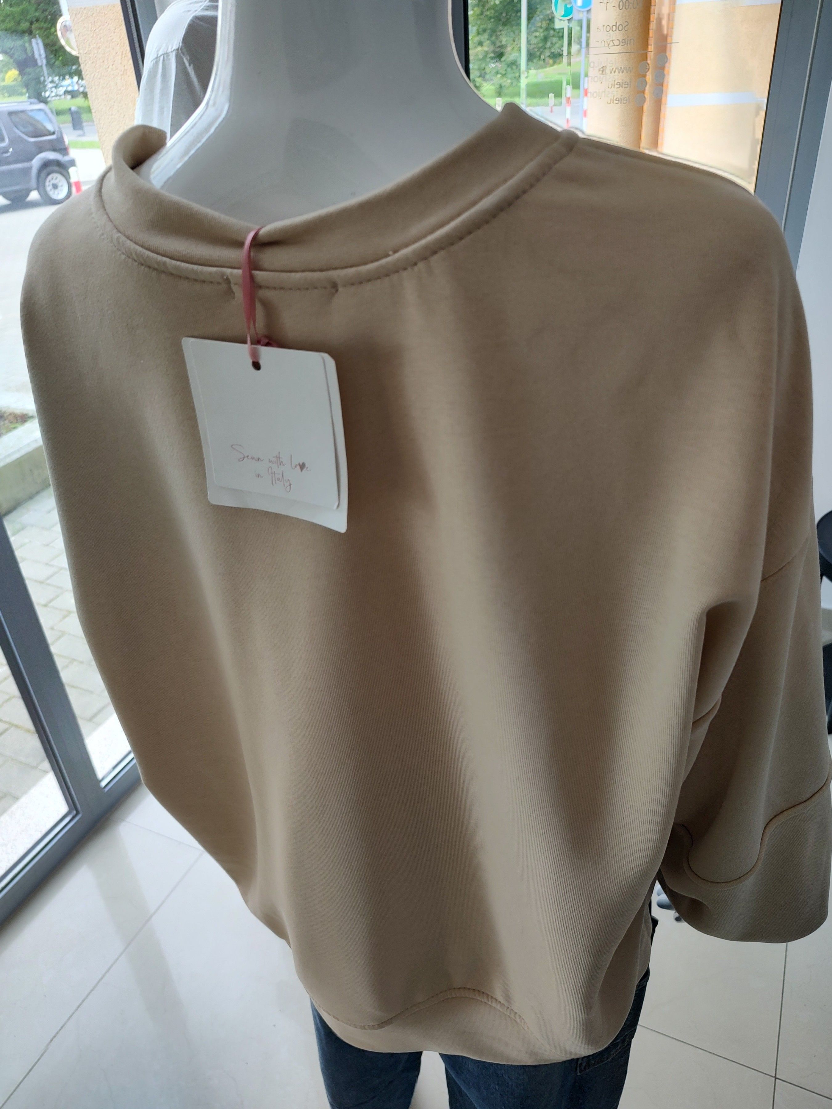 Bluza oversize z napisem Ciao - maślany One size Azara