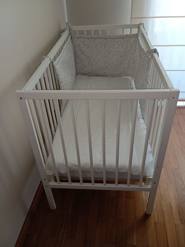 Berço/Cama para Bebé/Criança com oferta colchão