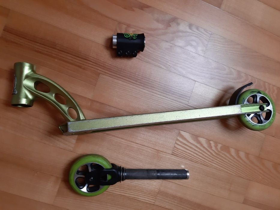 Są 2 CZĘŚCI bez decku widelec, zacisk do hulajnogi Madd gear pro mgp