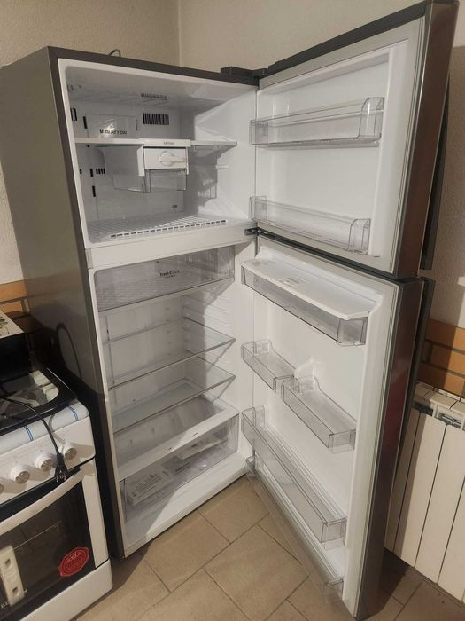 Frigorífico LG GTF744PZPZD INOX - Com dispensador de água