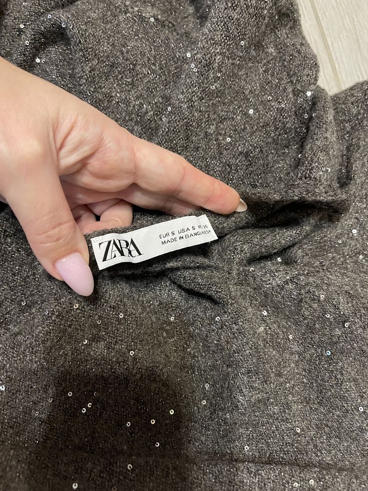 Продам светр ZARA