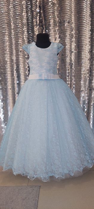 Святкові новорічні  випускні дитячі сукні сніжинка, зірочка, зима