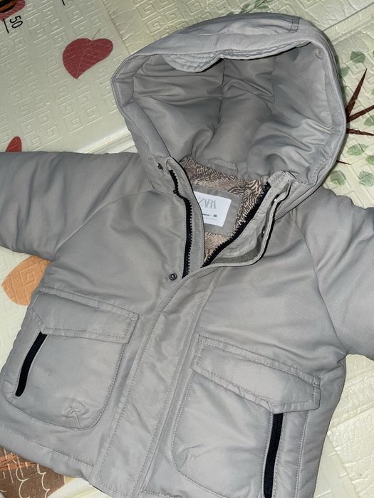 Тепла куртка Zara