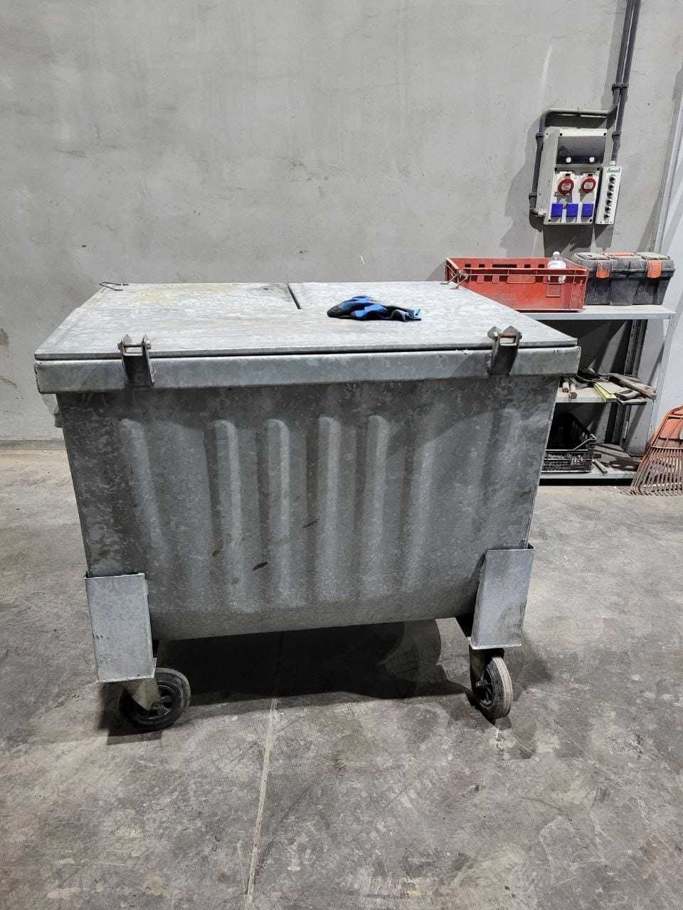 Kontener pojemnik na odpady 1100L metalowy ocynkowany