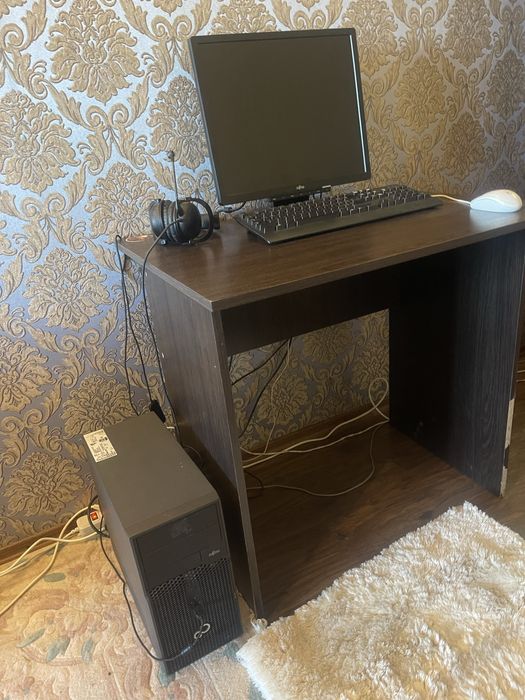 Офісний стіл, 12 штук. Б/у