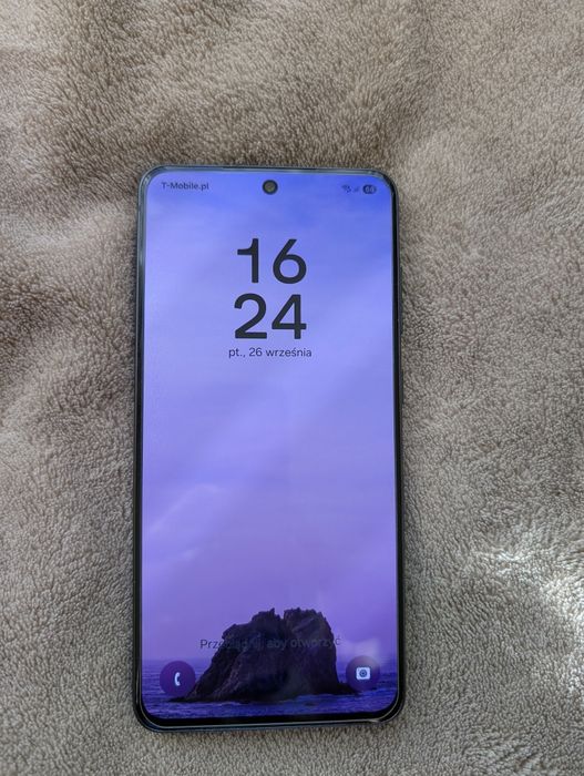 Samsung Galaxy S21 FE 6/128GB +etui spigen i szklo