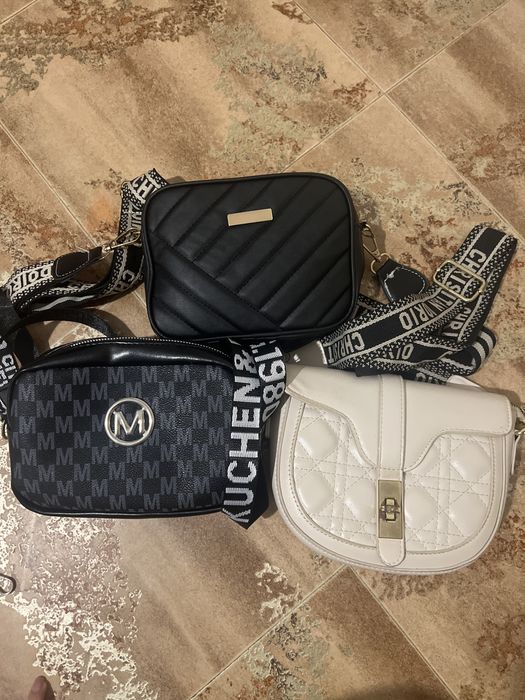 Продам 3 сумочки , ціна 1000 грн за всі