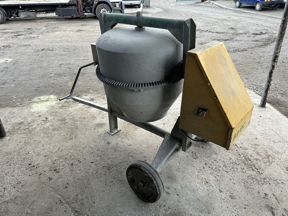 Бетономішалка адес 320 літрів 220v.