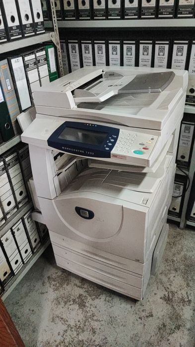 Máquinas Xerox com toners/peças