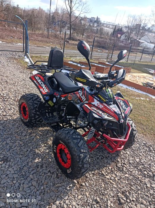 Quad Varia Pro 125
